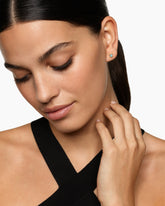 Micro Chatelaine® Stud Earrings in 18K Yellow Gold with Aquamarine, 4.8mm